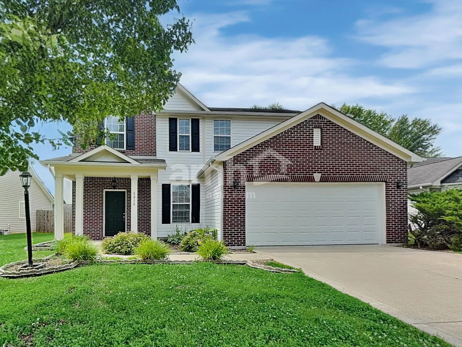 3 bed, 2.5 bath, 2496 sqft, $2,255 — Photo 1