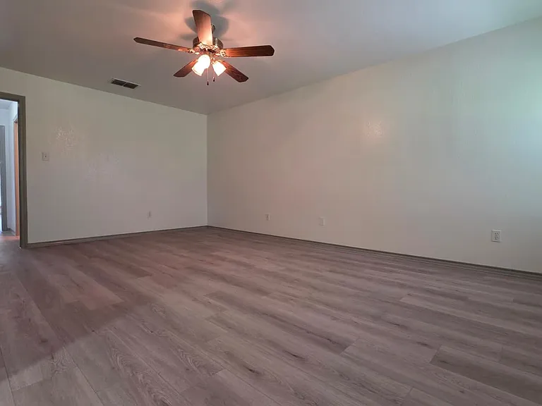 master bedroom pic 6