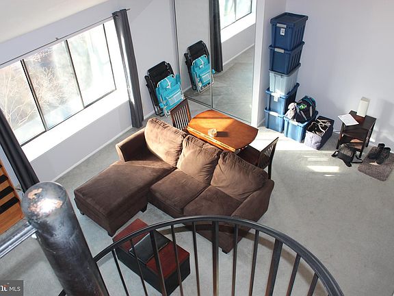5th image of 2915 Auburn Ct