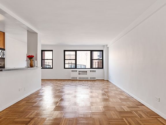 2nd image of 347 E 53rd St APT 6B
