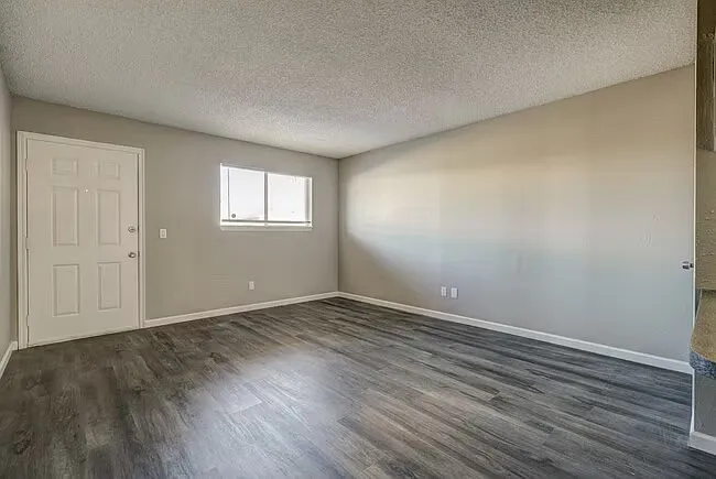 1012 Chowning Ave #1-2-6 — Photo 10