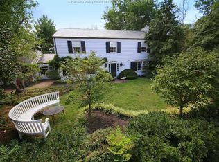 1407 Meadowcrest Dr, Charleston, WV 25314