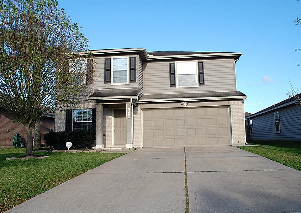 1st image of 10439 Clearwood Crossing Blvd