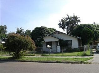 2128 E Hammond Ave, Fresno, CA 93703