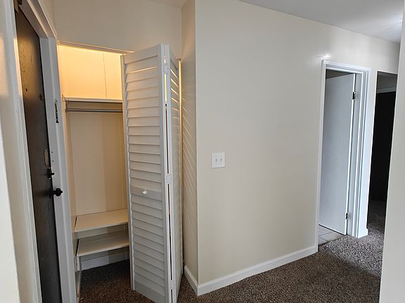 3rd image of 1725 W Chariot Ct #2A