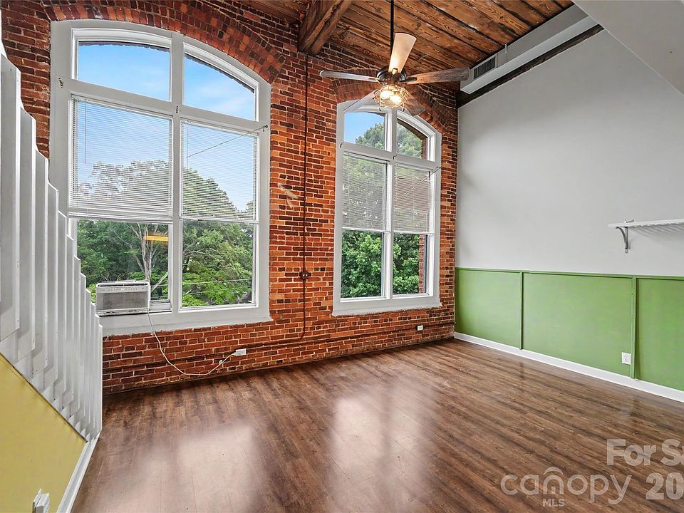 1st image of 201 S Hoskins Rd APT 316