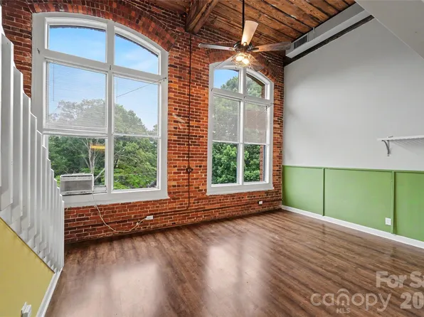 201 S Hoskins Rd APT 316, Charlotte, NC 28208
