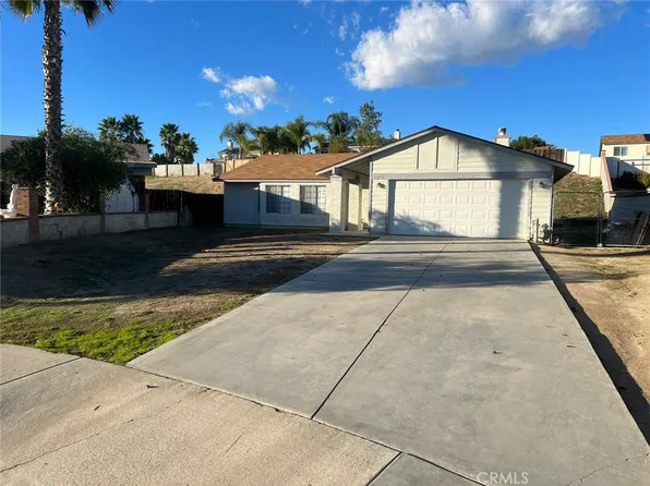 1902 Punta Arenas Ct, Perris, CA 92570