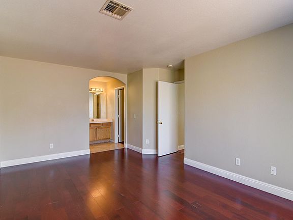 4th image of 6542 Shining Sand Ave