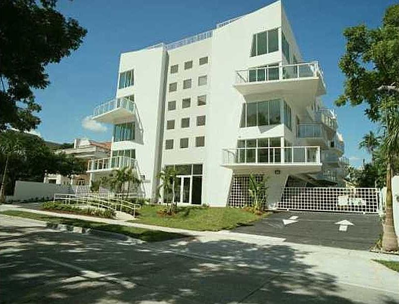 1st image of 1528 Brickell Ave APT 201