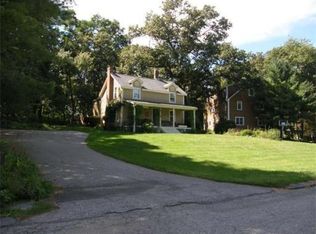 12 Bicentennial Dr, Lexington, MA 02421