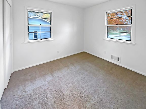 3rd image of 8610 31st Ave N