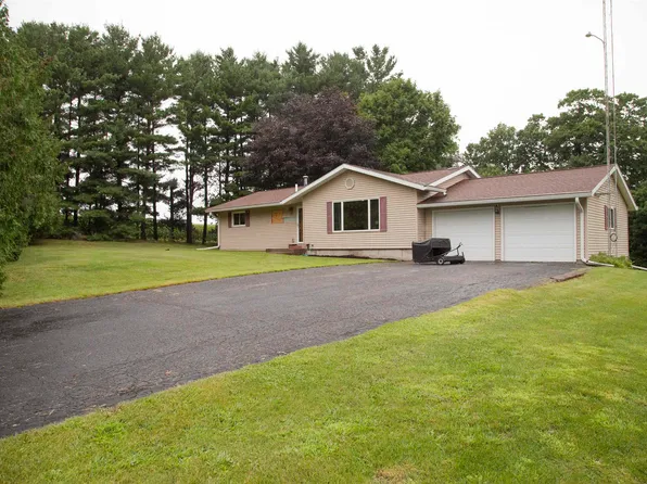 3226 Baker Rd, Platteville, WI 53818