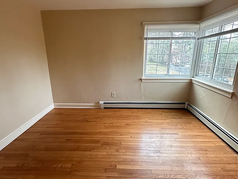 198 Kimberly Ave #7 — Photo 15