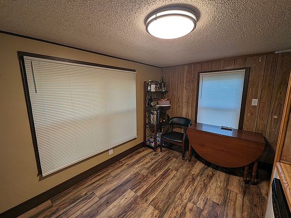 Kitchen Large Window