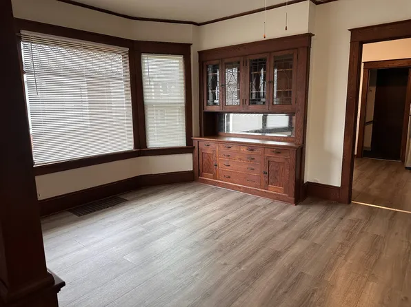 643 3rd St, Menasha, WI 54952