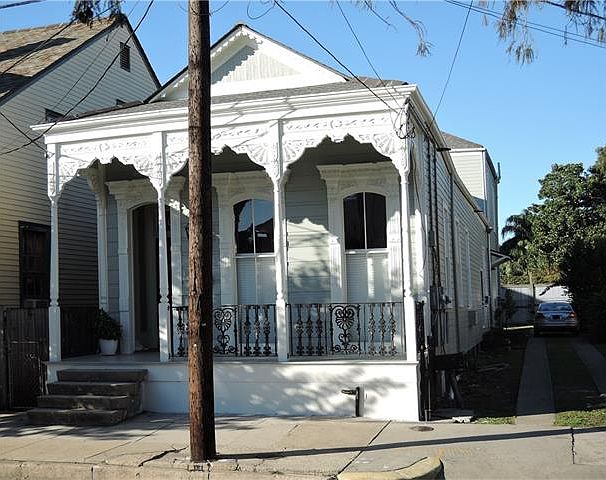 1st image of 2009 Dauphine St APT 3