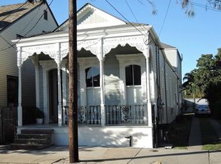 2009 Dauphine St APT 3, New Orleans, LA 70116