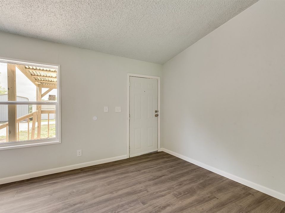 204 Cottonwood St, Barry, TX 75102 MLS 20300759 Zillow