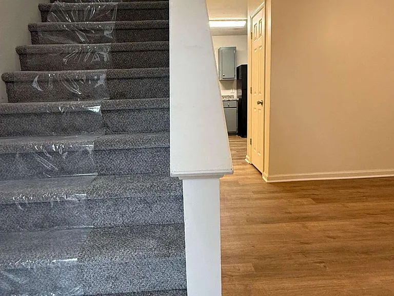 160 2nd St #2 — Photo 9