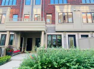 85 Eastwood Park Gdns #24, Toronto, ON M8W 0B9