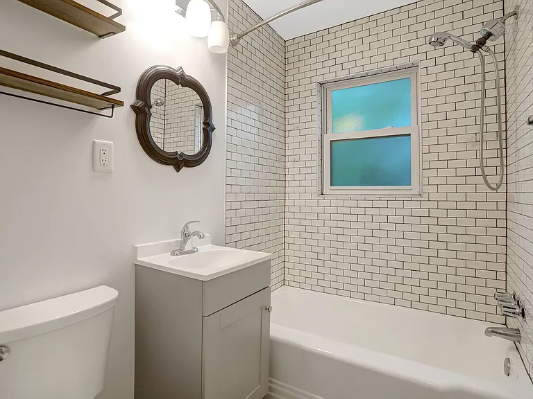 2340 Fairview Ter — Photo 18