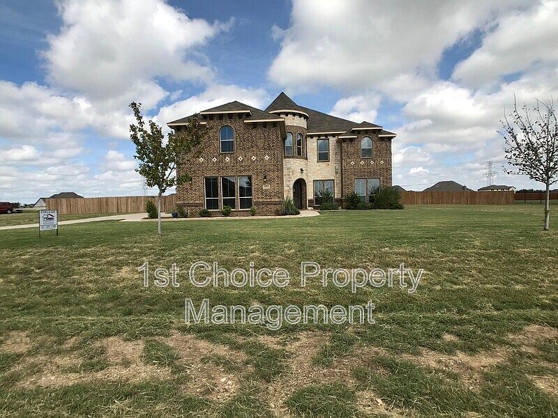 1st image of 5432 Fogata Ln