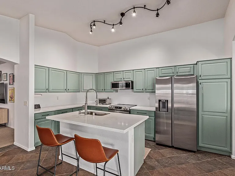15864 W Anasazi St — Photo 15