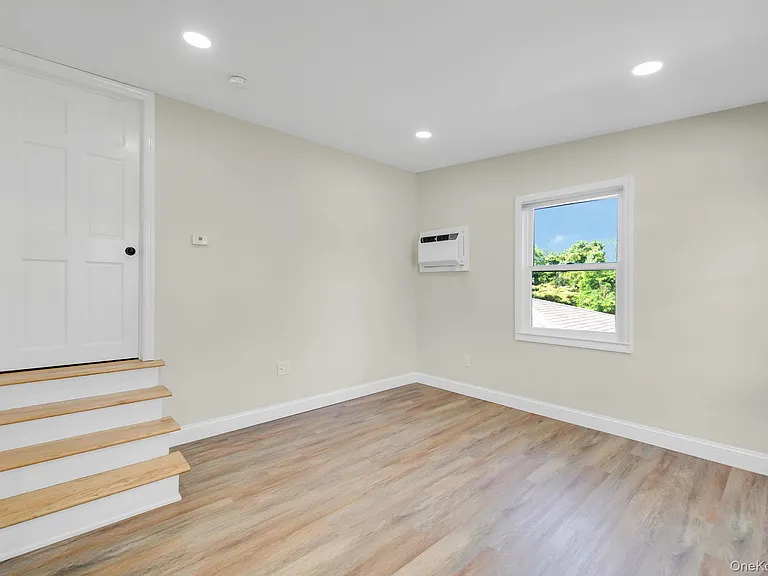 204 Blue Point Ave #206A — Photo 5