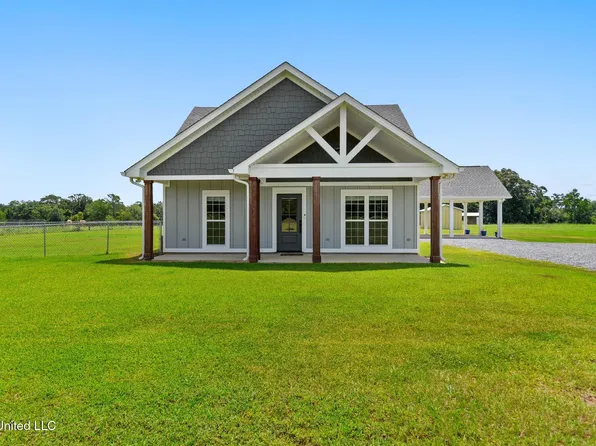 2156 Agricola Latonia Rd, Lucedale, MS 39452