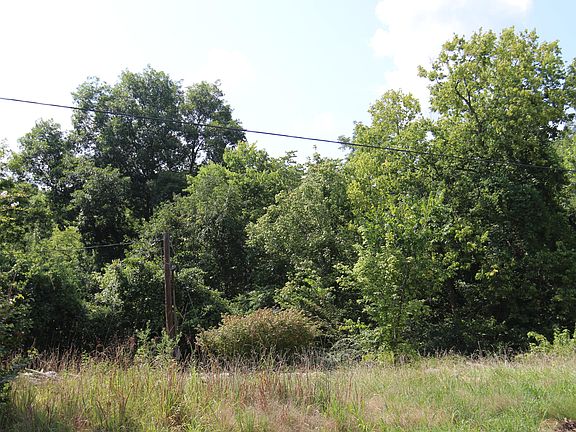 2nd image of 3420 Flat Creek Rd