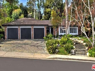 4801 Hermano Dr, Tarzana, CA, 91356
