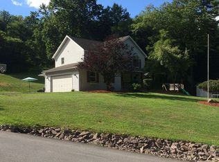 38 Spike Ln, Montoursville, PA 17754