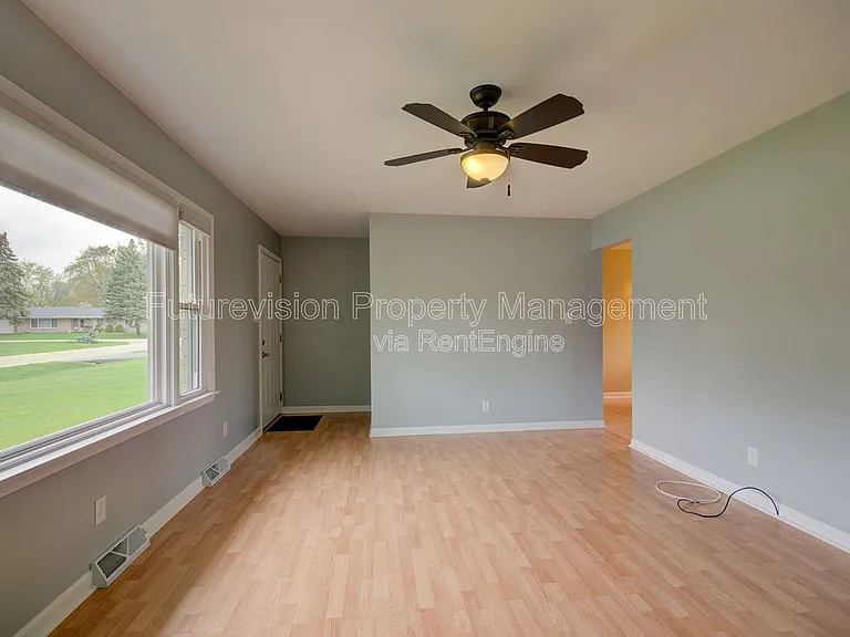 22451 S Carrie Ave — Photo 7