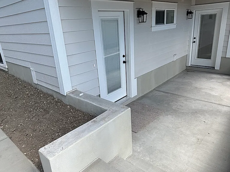 71 N 145 W — Photo 16