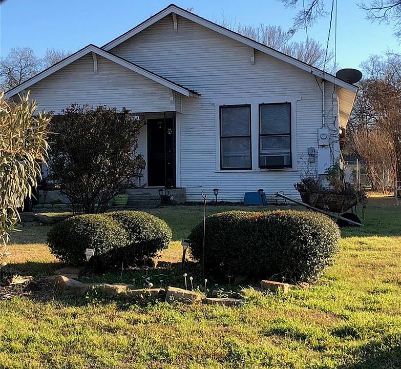 1st image of 3134 Canada Dr