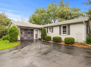 6 Peach Blossom Cir, Hilton, NY 14468