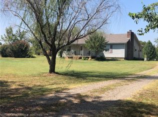 5607 Slaytonville Rd, Hackett, AR 72937
