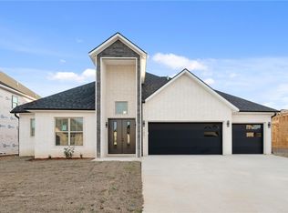 1851 Lotus Rd, Centerton, AR 72719