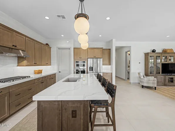 17621 W MIDDLEBURY Street, Surprise, AZ 85388