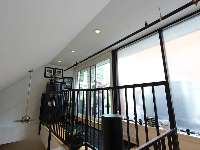 139 7th St #2000 — Photo 24