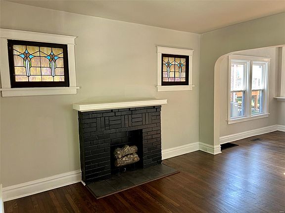 3rd image of 7332 Bruno Ave