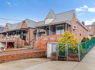 5377 62nd St, Maspeth, NY