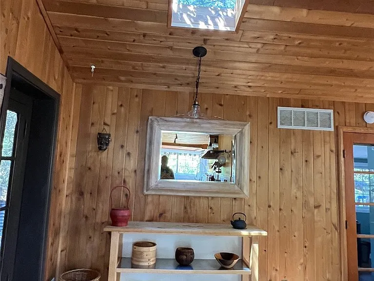 456 S Skyline Dr — Photo 17