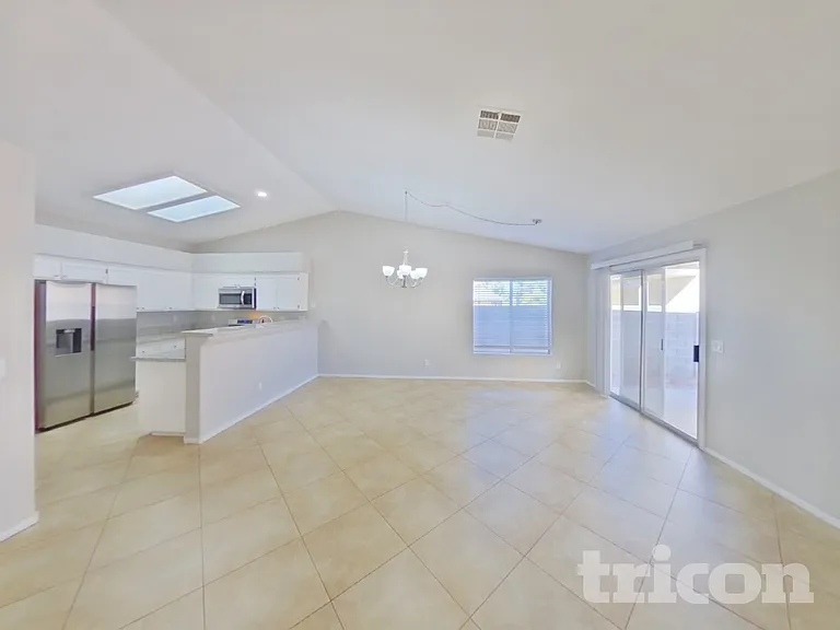 748 Triple Crown St — Photo 3