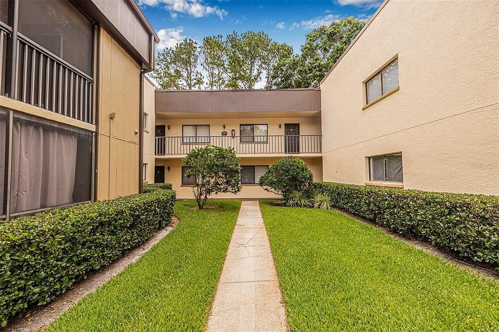 11816 Raintree Lake Ln APT B, Temple Terrace, FL 33617 | Zillow