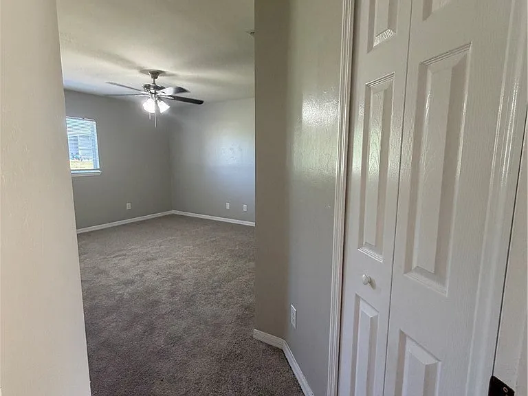 704 Gilbert Ave S — Photo 11