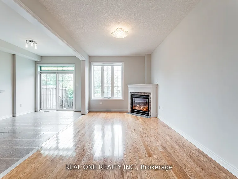 1263 Craigleith Rd — Photo 18