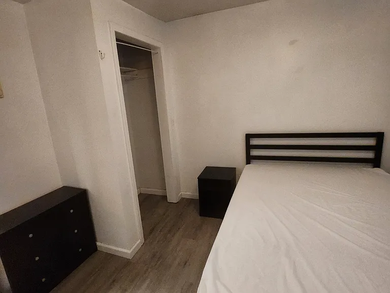 61 Walnut St #2 — Photo 10
