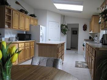 2nd image of 6870 Buckboard Dr